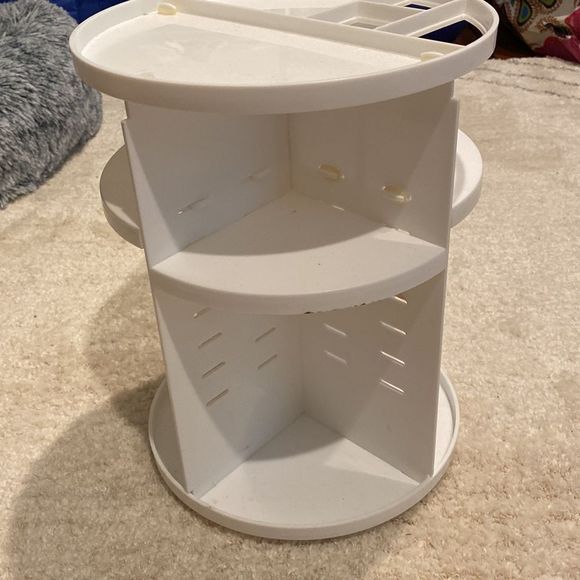 Rotating Makeup/Perfume Holder - Picture 6 of 7